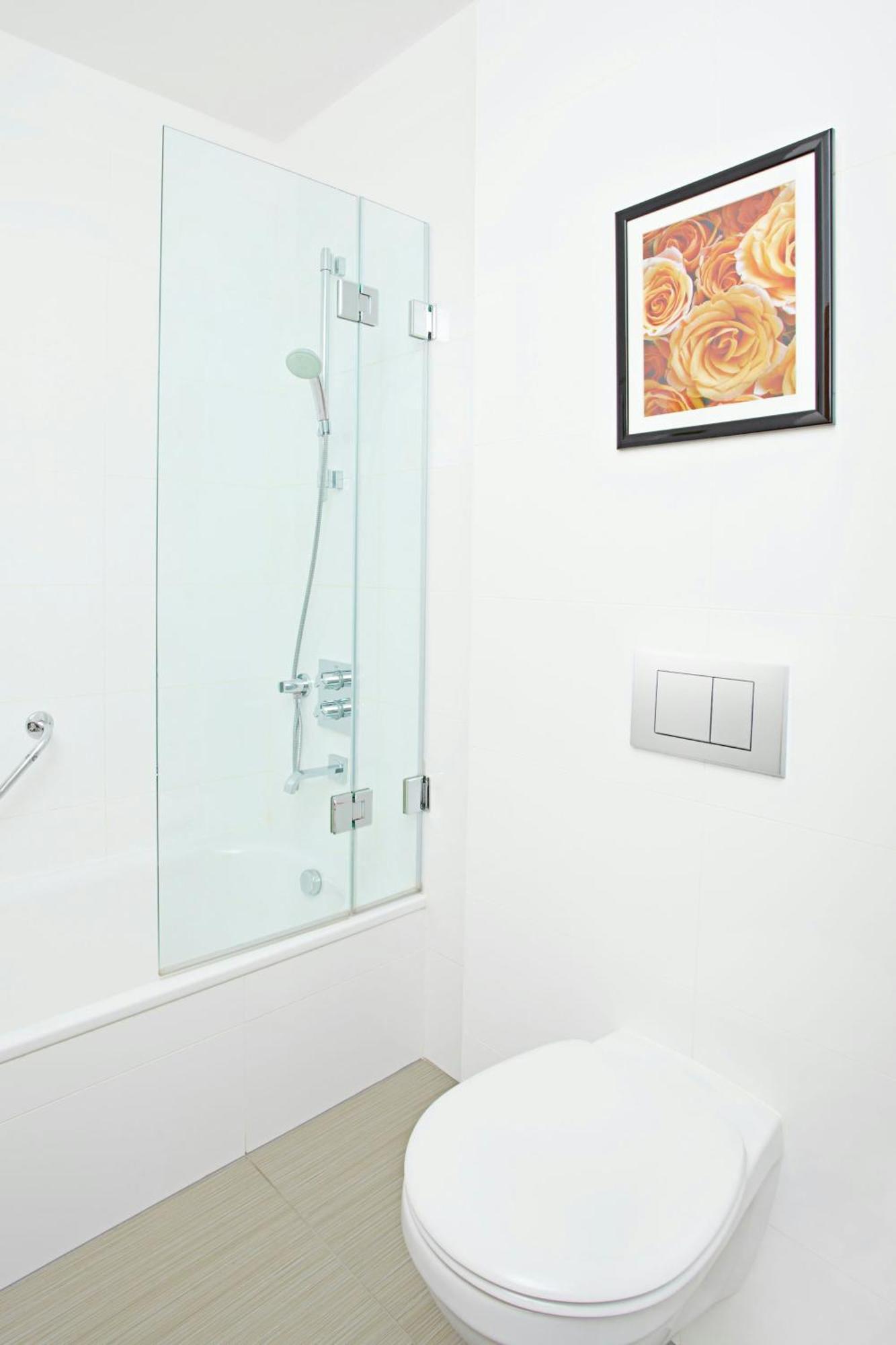 Courtyard By Marriott City Center 4*