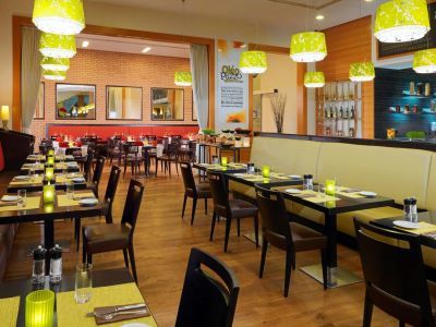Hotel Courtyard By Marriott City Center 4*