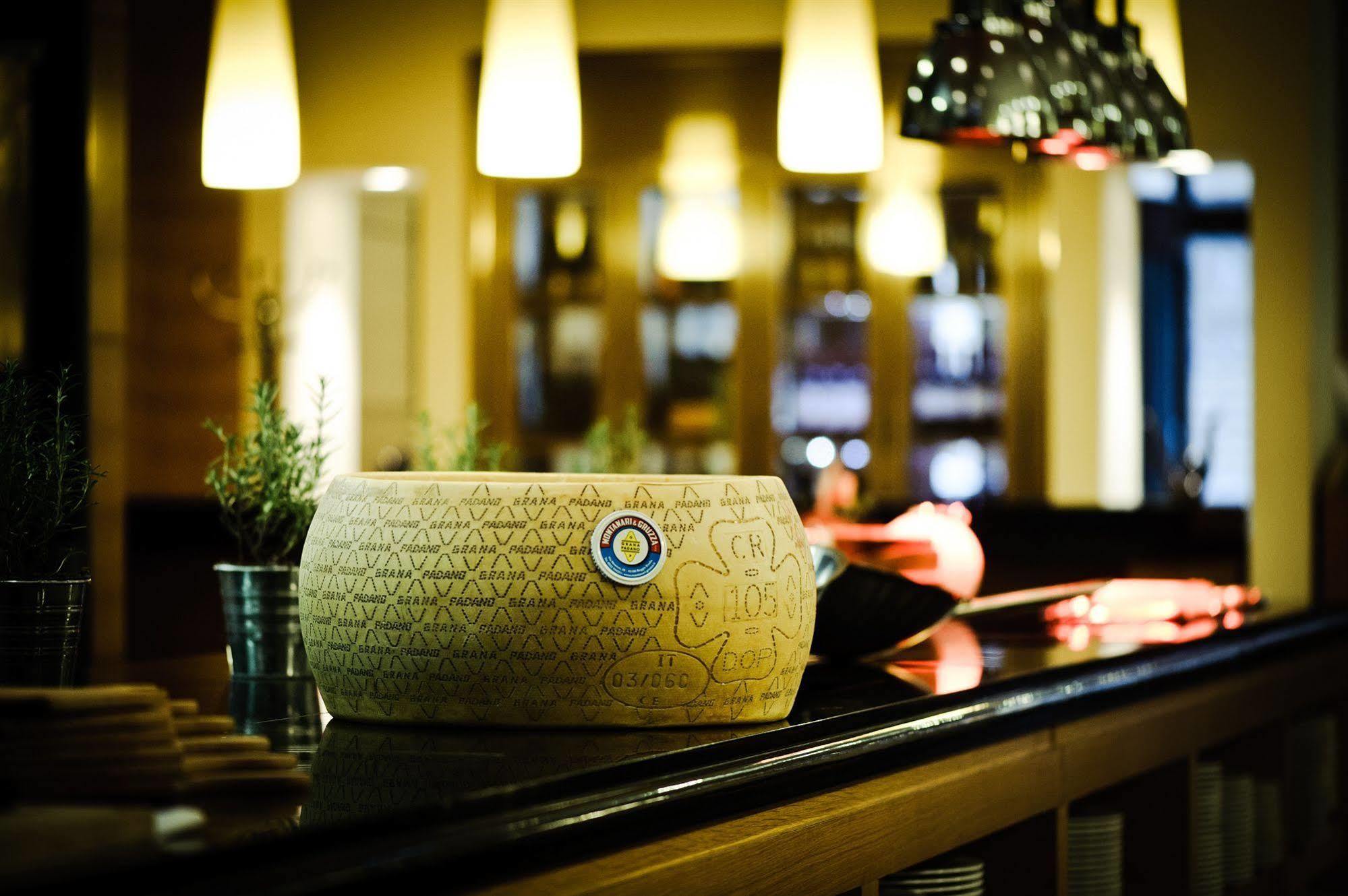 Courtyard By Marriott City Center 4*