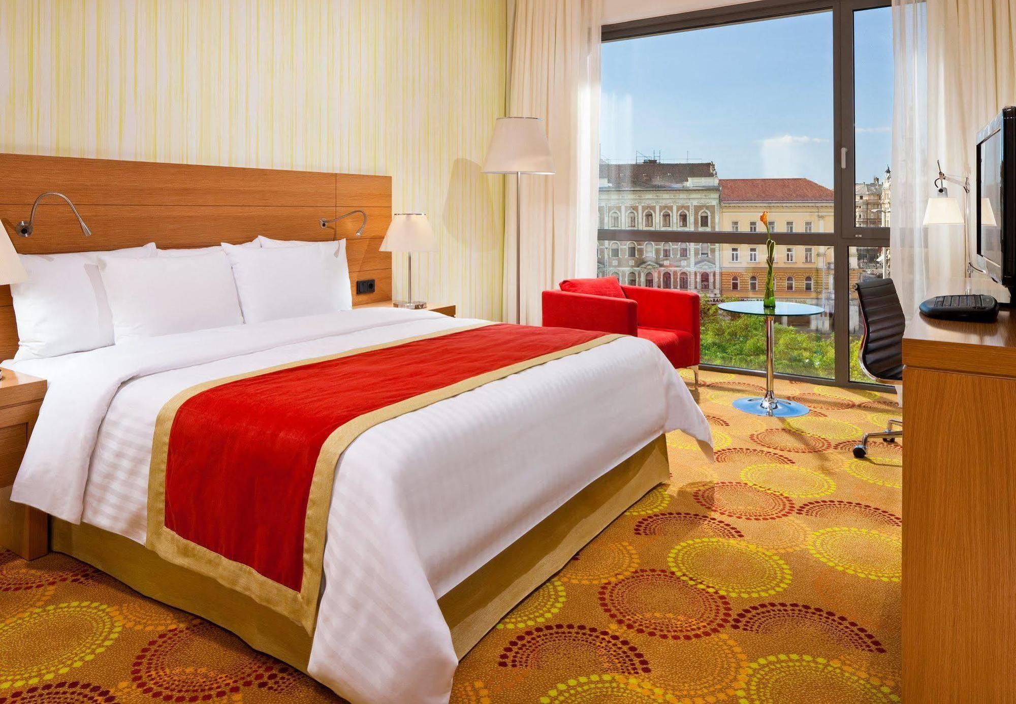 Courtyard By Marriott City Center