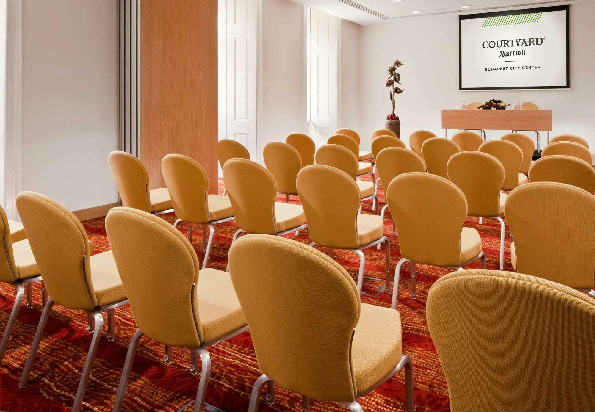 Hotel Courtyard By Marriott City Center Budapeszt